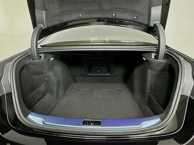 Photo of 2026 Black Mercedes-Benz S-Class