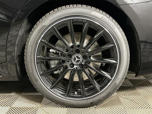 Photo of 2025 Black Mercedes-Benz S-Class