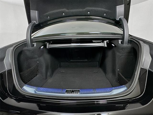 Photo of 2025 Black Mercedes-Benz S-Class