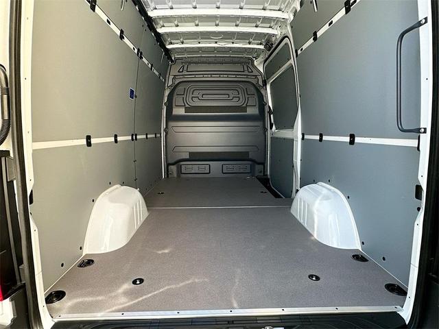 Photo of 2025 White Mercedes-Benz Sprinter 2500