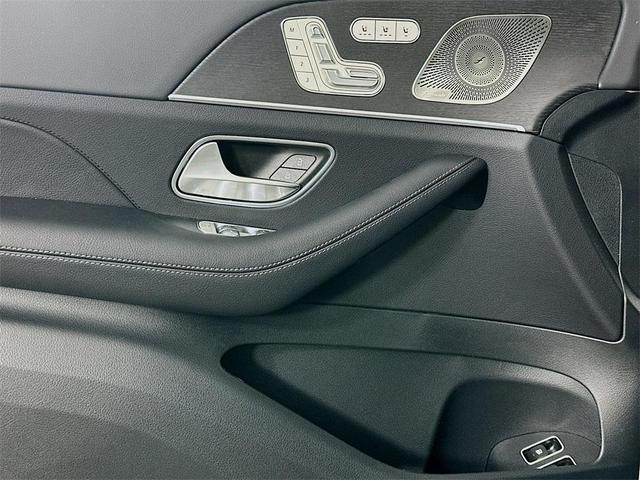 Photo of 2025 White Mercedes-Benz GLE 450e