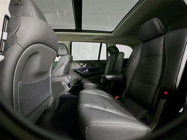 Photo of 2025 White Mercedes-Benz GLS 450
