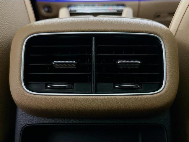 Photo of 2026 Black Mercedes-Benz GLE 580