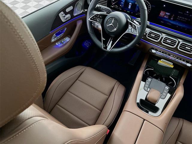 Photo of 2025 White Mercedes-Benz GLE 450e