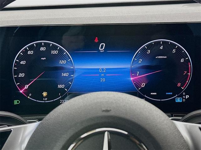 Photo of 2025 White Mercedes-Benz GLB 250