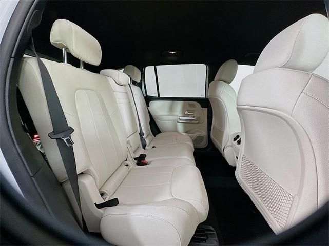 Photo of 2025 White Mercedes-Benz GLB 250