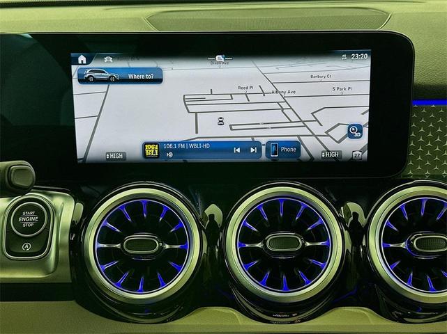 Photo of 2025 White Mercedes-Benz GLB 250