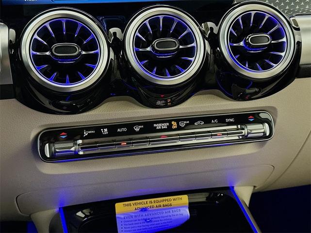 Photo of 2025 White Mercedes-Benz GLB 250