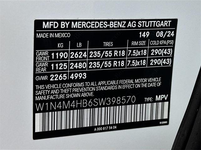 Photo of 2025 White Mercedes-Benz GLB 250