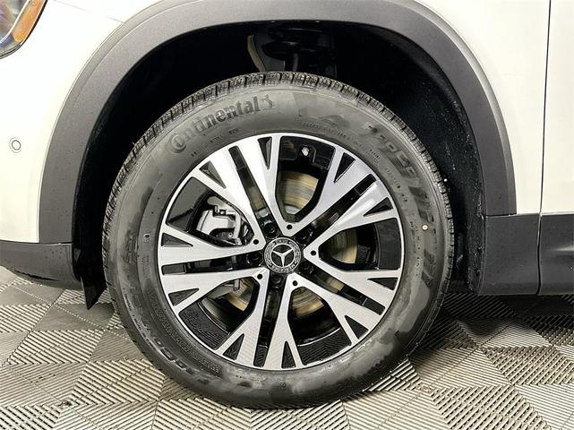 Photo of 2025 White Mercedes-Benz GLB 250