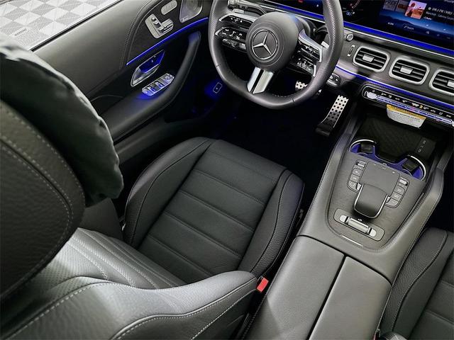 Photo of 2026 Gray Mercedes-Benz GLS 580