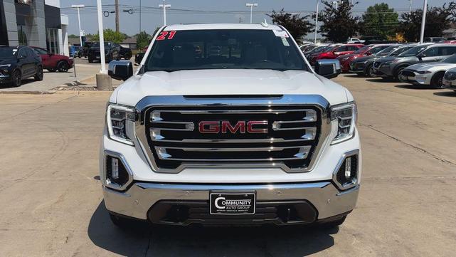 Photo of 2021 White GMC Sierra 1500