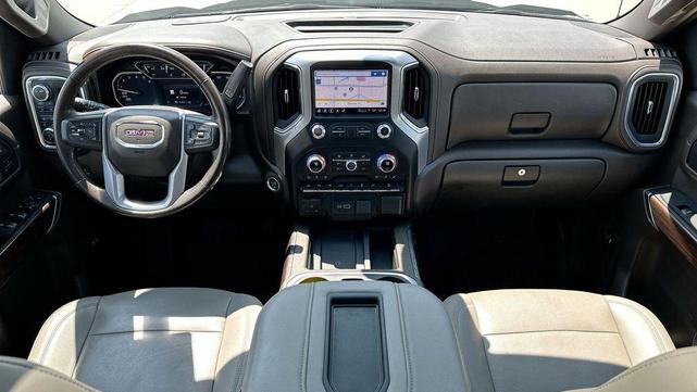 Photo of 2021 White GMC Sierra 1500