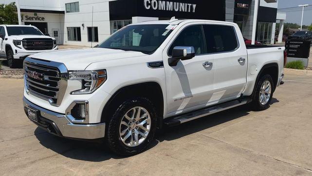 Photo of 2021 White GMC Sierra 1500