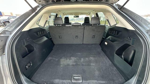 Photo of 2022 Gray Ford Edge