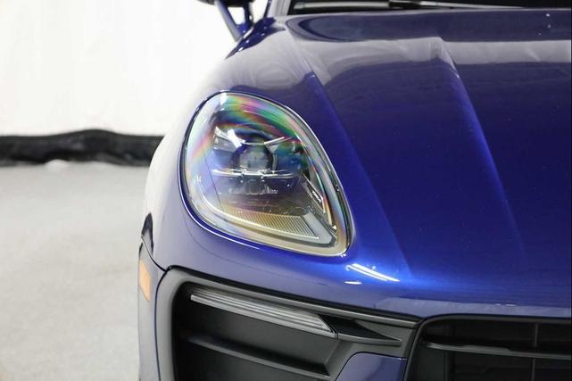 Photo of 2025 Blue Porsche Macan