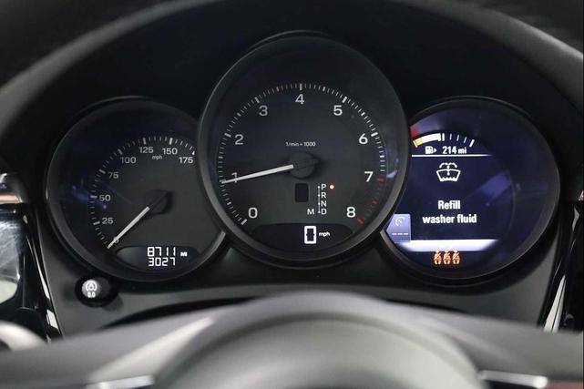 Photo of 2025 Blue Porsche Macan