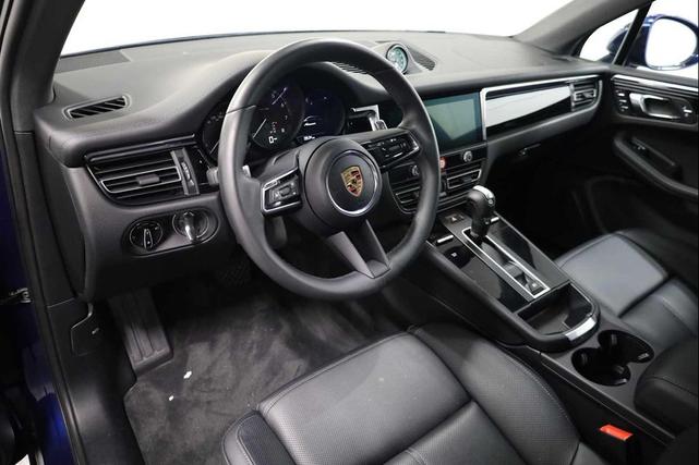 Photo of 2025 Blue Porsche Macan