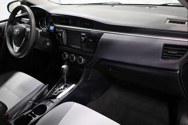 Photo of 2016 Black Sand Pearl Toyota Corolla