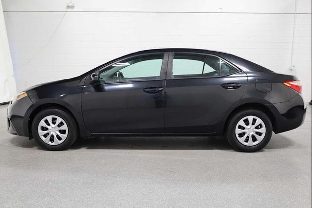 Photo of 2016 Black Sand Pearl Toyota Corolla