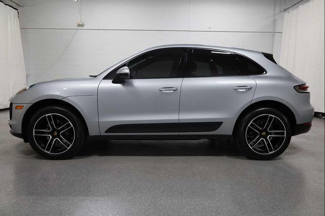 Photo of 2021 Dolomite Silver Metallic Porsche Macan