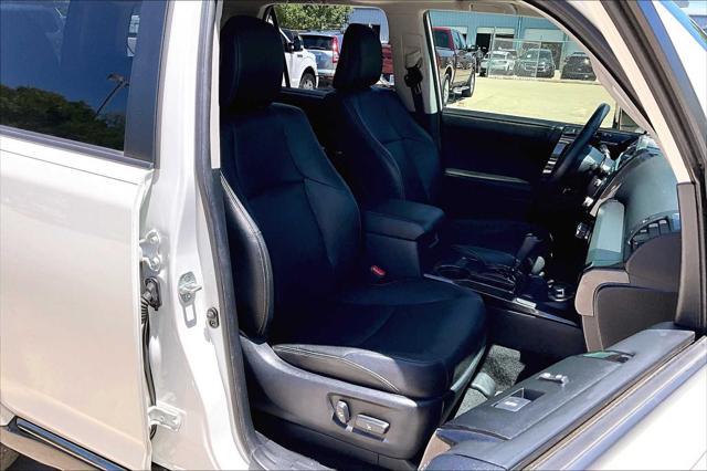 Photo of 2020 Blizzard Pearl Toyota 4Runner