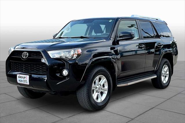 Photo of 2018 Midnight Black Metallic Toyota 4Runner