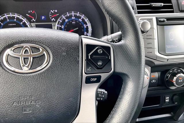 Photo of 2018 Midnight Black Metallic Toyota 4Runner