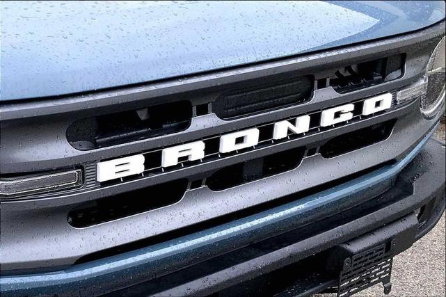 Photo of 2024 Azure Gray Metallic Tri-Coat Ford Bronco