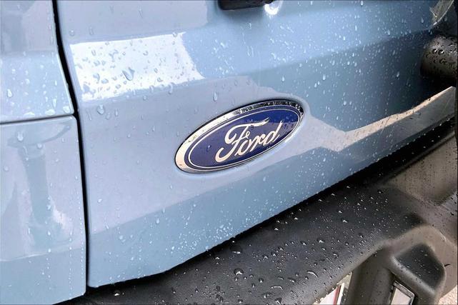 Photo of 2024 Azure Gray Metallic Tri-Coat Ford Bronco
