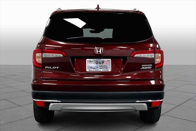 Photo of 2019 Deep Scarlet Pearl Honda Pilot