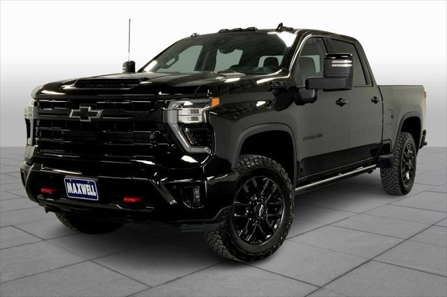 Photo of 2025 Black Chevrolet Silverado 2500