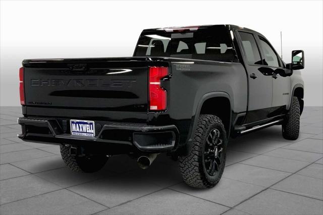 Photo of 2025 Black Chevrolet Silverado 2500