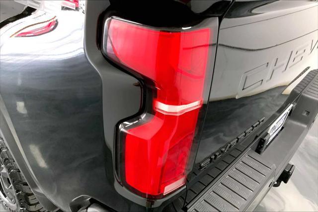 Photo of 2025 Black Chevrolet Silverado 2500