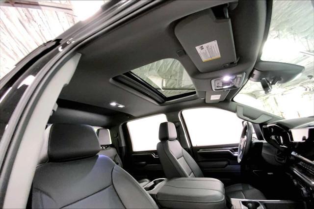 Photo of 2025 Black Chevrolet Silverado 2500