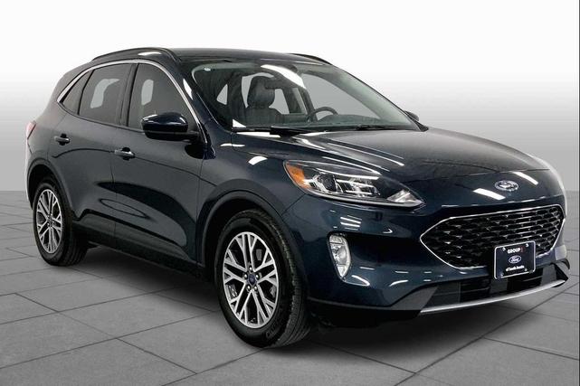 Photo of 2022 Stone Blue Metallic Ford Escape