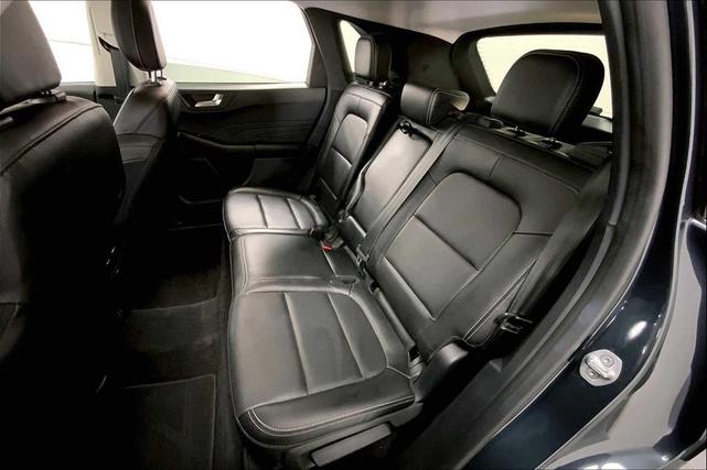 Photo of 2022 Stone Blue Metallic Ford Escape