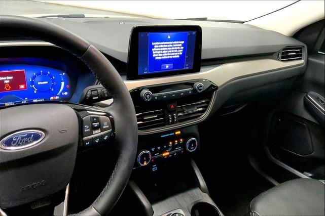 Photo of 2022 Stone Blue Metallic Ford Escape