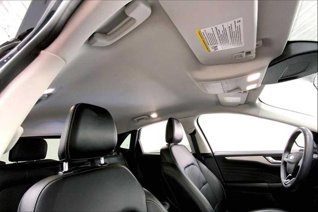 Photo of 2022 Stone Blue Metallic Ford Escape
