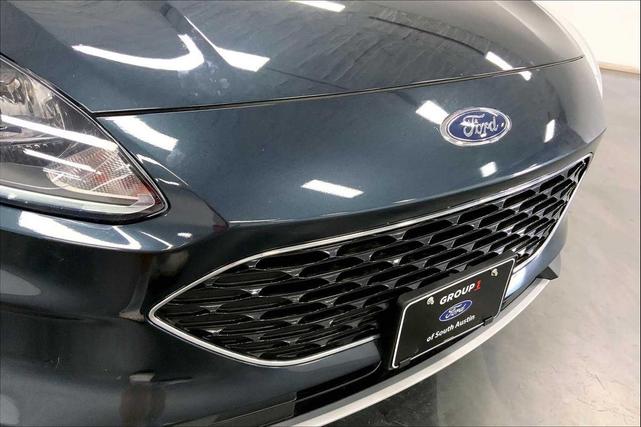 Photo of 2022 Stone Blue Metallic Ford Escape