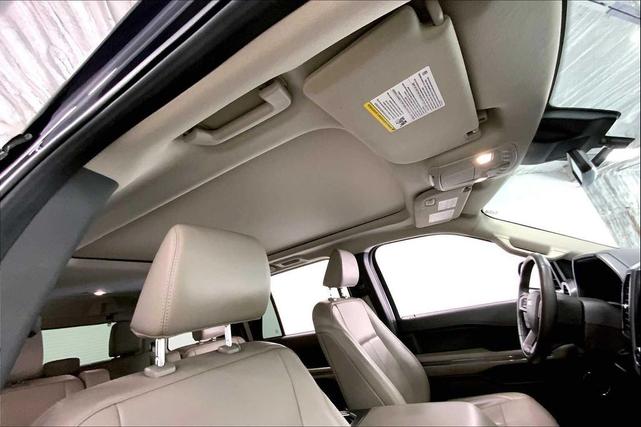 Photo of 2021 Antimatter Blue Metallic Ford Expedition