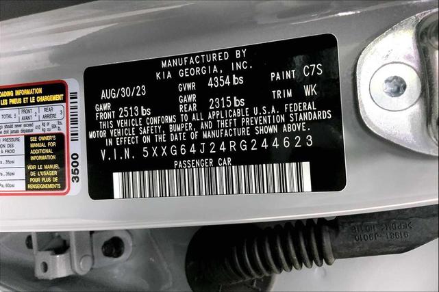 Photo of 2024 Wolf Gray Kia K5