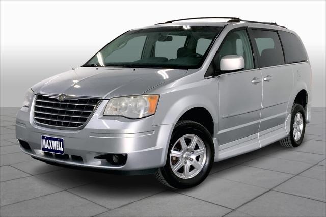 2008 Chrysler Town & Country