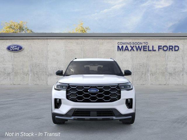 Photo of 2025 Star White Metallic Tri-Coat Ford Explorer