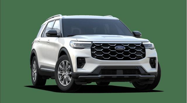 Photo of 2025 Star White Metallic Tri-Coat Ford Explorer