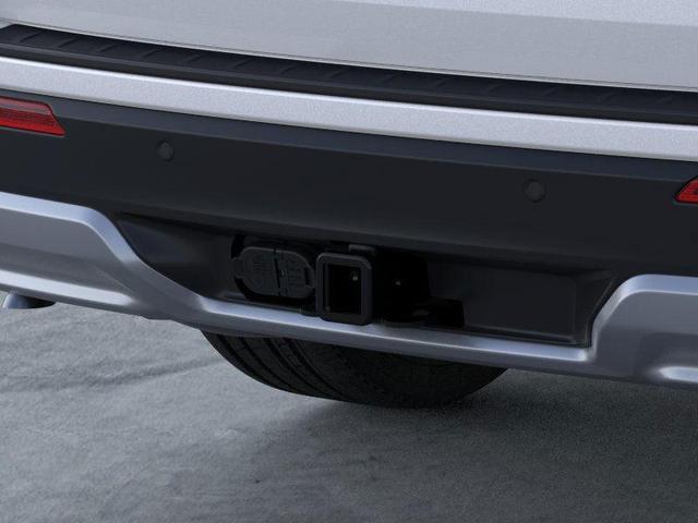 Photo of 2025 Star White Metallic Tri-Coat Ford Explorer
