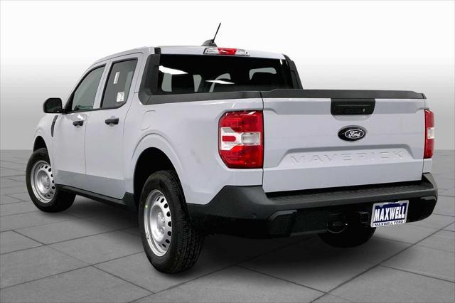 Photo of 2025 White Ford Maverick
