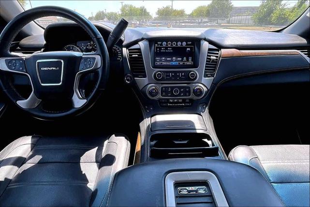 Photo of 2019 Onyx Black GMC Yukon XL