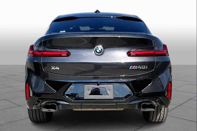 Photo of 2022 Dark Graphite Metallic BMW X4