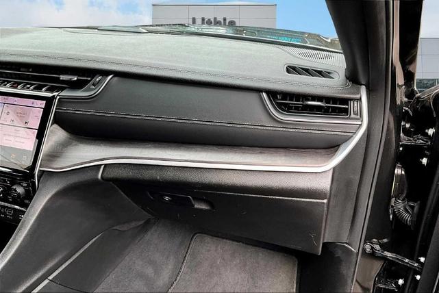 Photo of 2024 Rocky Mountain Pearlcoat Jeep Grand Cherokee 4xe